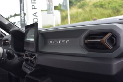 Plaques Dacia Duster III - Modèles Essential, Expression, Extreme