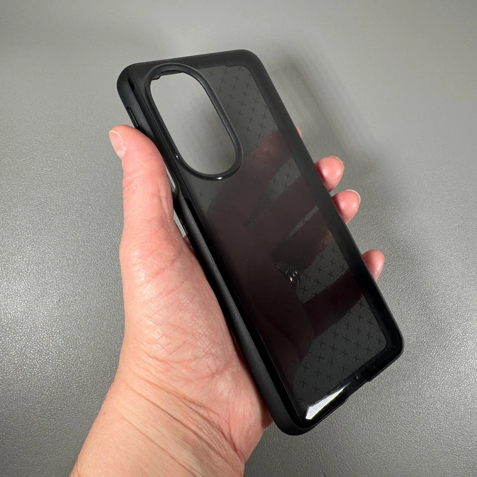 Tech 21 Case for Motorola Edge+ 2022 - Black EvoCheck Gel | Ultra Slim | USED - Image 4 of 4