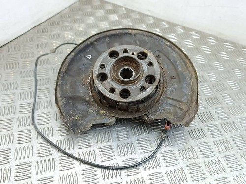 Mercedes-Benz C W204 2012 Hinten rechts Radnabe Hinterrad A2045400317 RPG25738