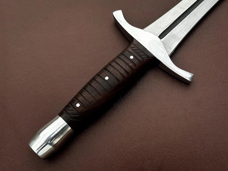 ESPADA DE CAZA DE ACERO HECHA A MANO PERSONALIZADA CON FUNDA DE CUERO Foto 4 de 4