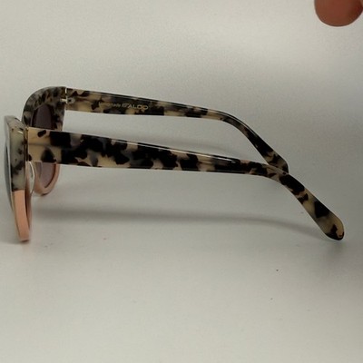Aldo Cat Eye Sunglasses Tortoise Shell and Pink Two Tone  display picture 1