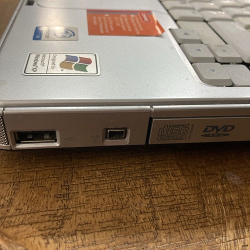 Compaq Presario M2000 Intel Cel M Win XP Home Service Pack 2 No Cord Not Tested - Picture 10 of 18