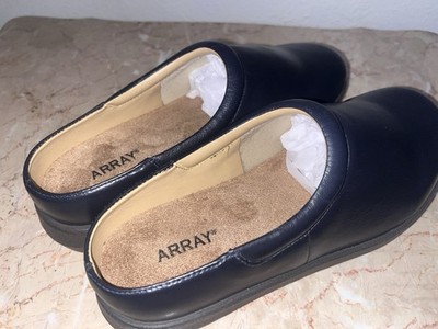 ARRAY Belle Women s Navy