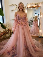 Pink Spaghetti Straps A-Line Wedding Dresses Floral Appliques Lace Bride Gowns