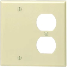 2-Gang 1-Duplex 1-Blank Device Combination Wallplate, Standard Size, Thermoset, 