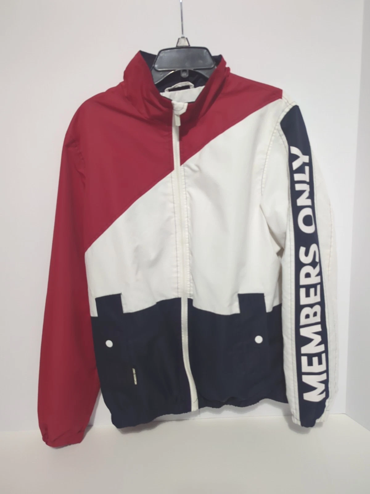Members Only Jacket Colorblock Windbreaker Medium Zip Up Diagonal Red Blue White