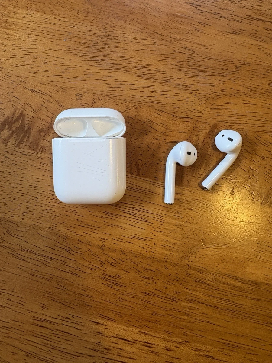 Apple AirPods 1st Generation In-Ear Only Cell Phone Headsets for