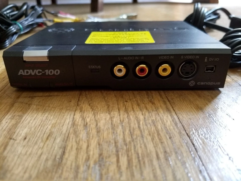 Conversor de vídeo analógico para digital Canopus ADVC-100 ADVC100 - Imagem 3 de 4