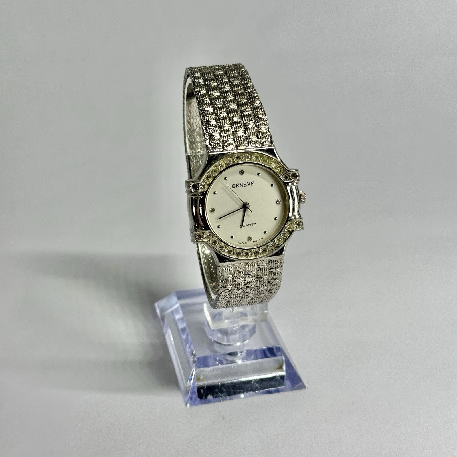 GENEVE 60331 Analog Silver Tone Women Vintage Watch W692 *WORKING