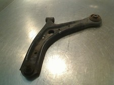 Triangle de suspension Ford FIESTA