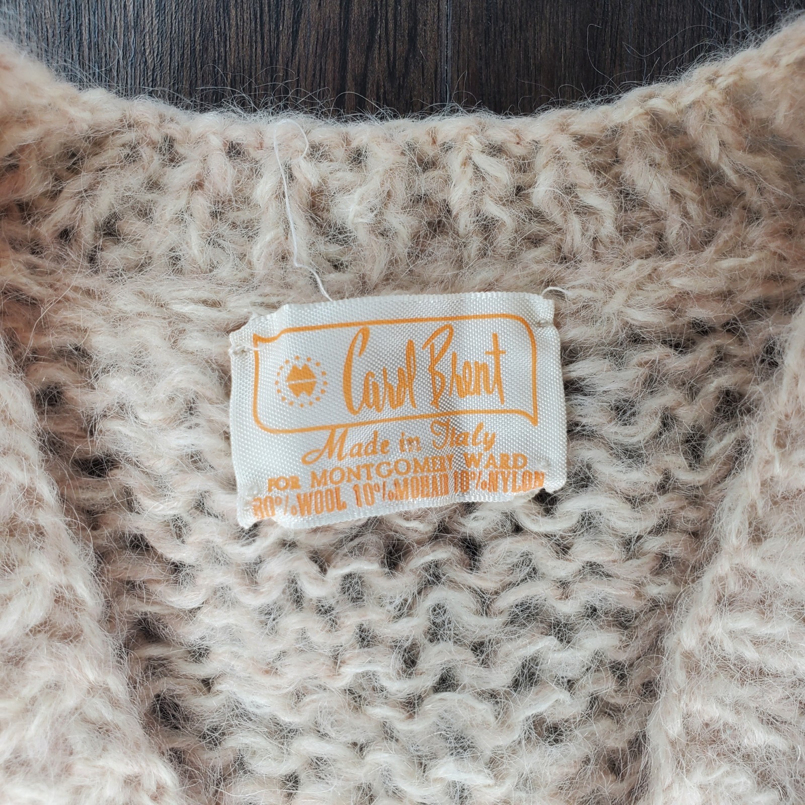 Vintage Carol Brent Cream Hand Knit Mohair Wool V-Neck Sweater Made In Italy Med