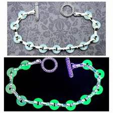 White Opal Uranium Glass Bracelet Vintage Ring Beads Silver Tone
