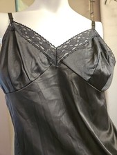 VANITY FAIR Full Black Silky Nylon w/ Lace Full Slip Lingerie 40 /24" Adjustable
