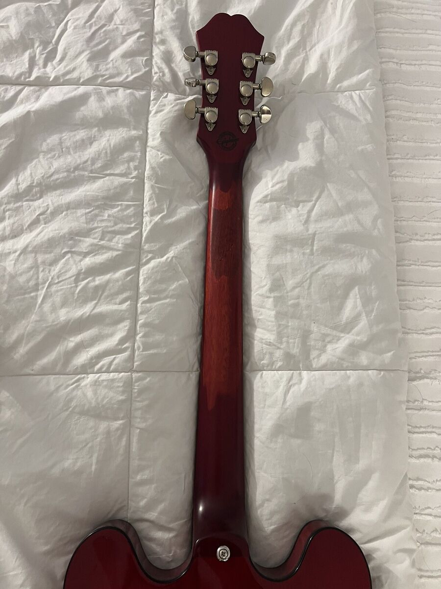 EPIPHONE DOT STUDIO WORN CHERRY RH SEMI HOLLOW ELECTRIC EPIPHONE DOT STUDIO WORN CHERRY RH SEMI HOLLOW ELECTRIC