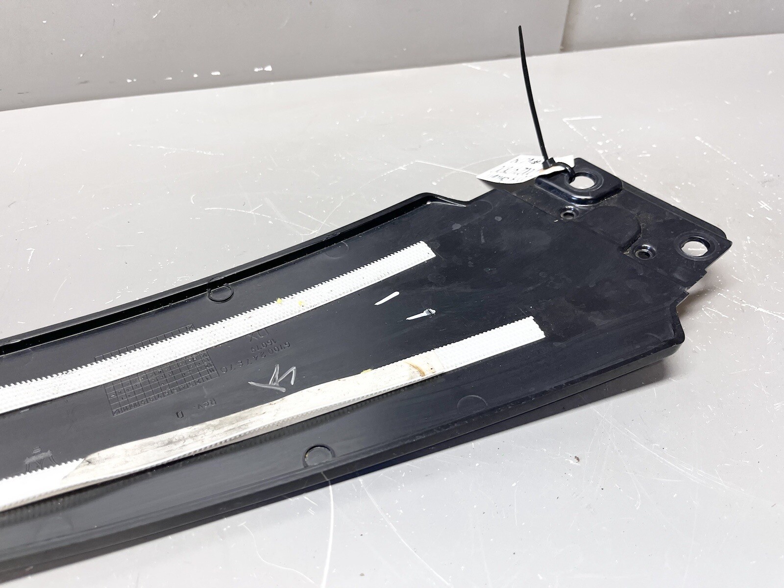 ⭐️2014-2017 MASERATI GHIBLI RIGHT PASSENGER EXTERIOR PILLAR TRIM COVER PANEL OEM