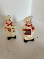 Ceramic Chef Cook Salt Pepper Shaker CIC