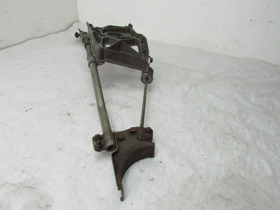 Soporte de montaje de silenciador de escape trasero Porsche Cayman S 2009 06-12 |:Y Foto 4 de 4