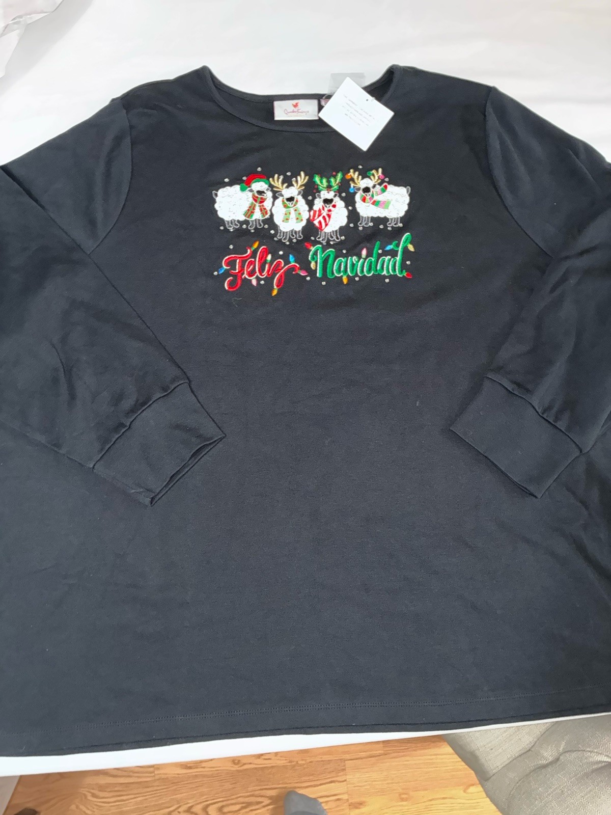 Quacker Factory Christmas FELIZ NAVIDAD Sheep Embroidery Black Top 3X