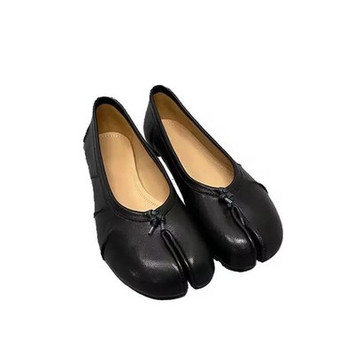 Fashion PU Leather Tabi Shoes Women Handmade Split-Toe Mules Sneakers Luxury