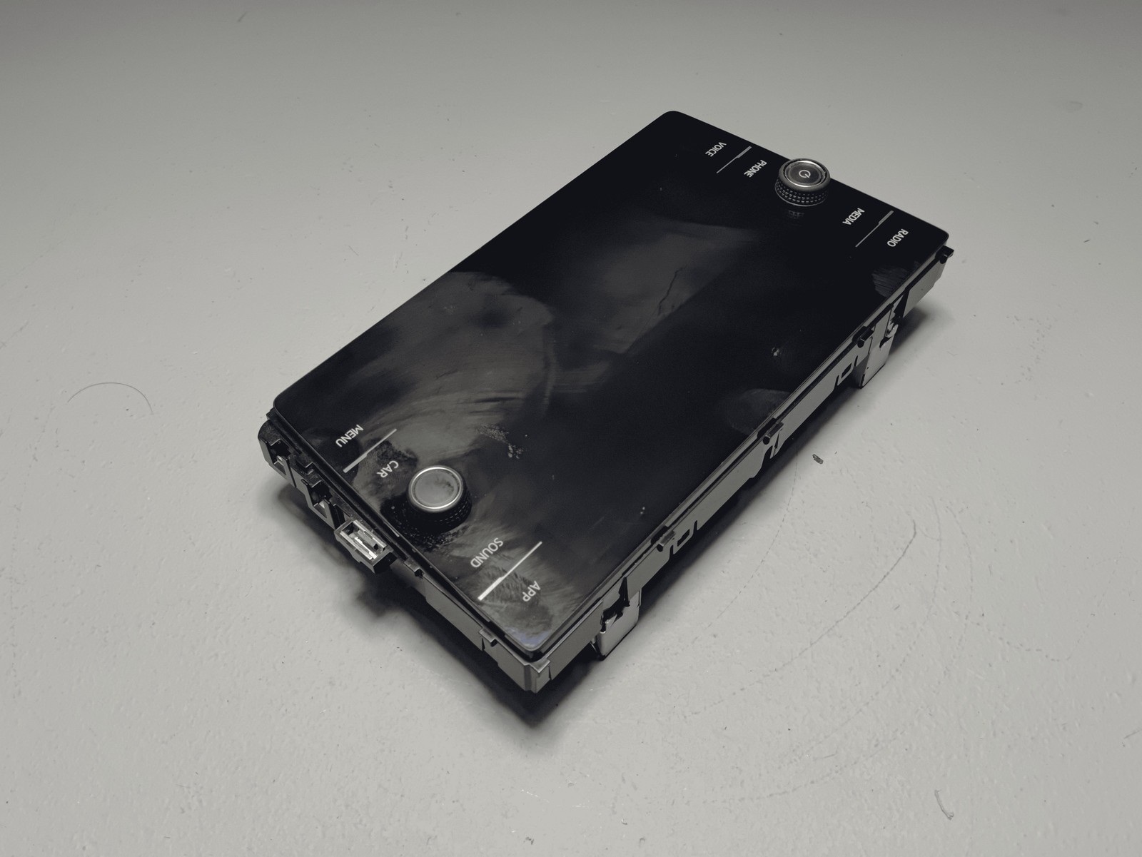 2018-2023 VOLKSWAGEN ATLAS DASBOARD DISPLAY UNIT AUDIO MEDIA RADIO RECEIVER OEM