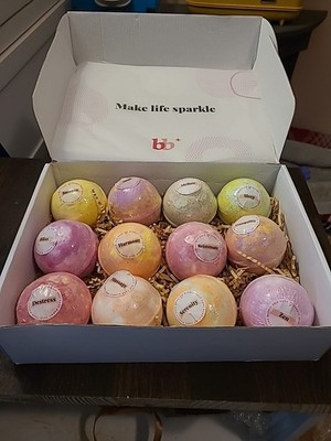 Bath Bombs with 12 Large Assorted Fragrance Bombs