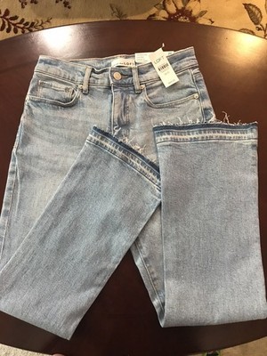 Loft High Rise  The Kick Crop  Sz 25 NWT Regular Fit/Light Denim