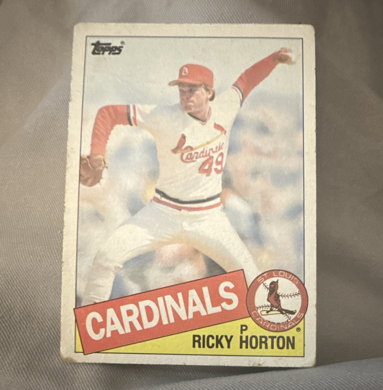 Topps 1985 Ricky Horton St. Louis Cardinals Baseball Card #321 Base Set