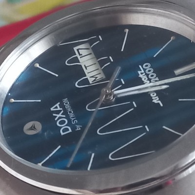VINTAGE DOXA BY SYNCHRON STRATOQUARTZ 2000 NEW NOS NO USED BEFORE