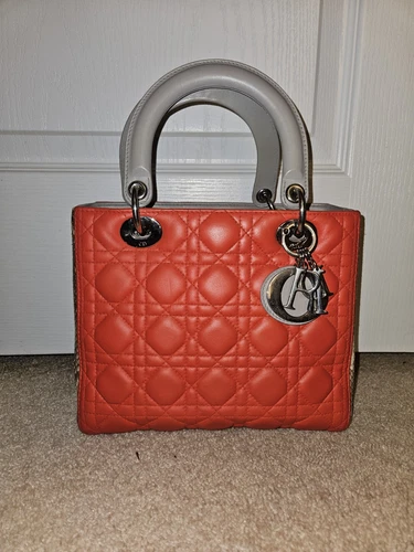 Borsa CHRISTIAN DIOR pelle di agnello cannage media doppio colore Lady Dior autentica