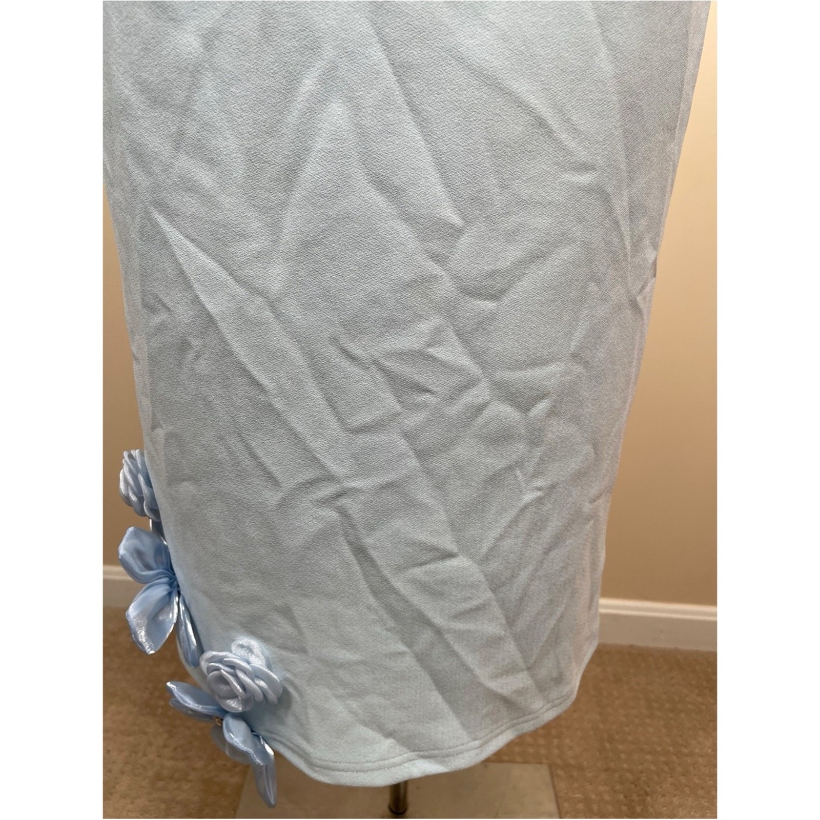 ELLIATT Chantelle Floral Appliqué Blue Midi Dress Size Medium image 4