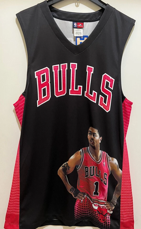 Camiseta deportiva Chicago Bulls #1 Derrick ROSE de MAJESTIC - Gráficos serigrafiados - NUEVA Foto 2 de 4