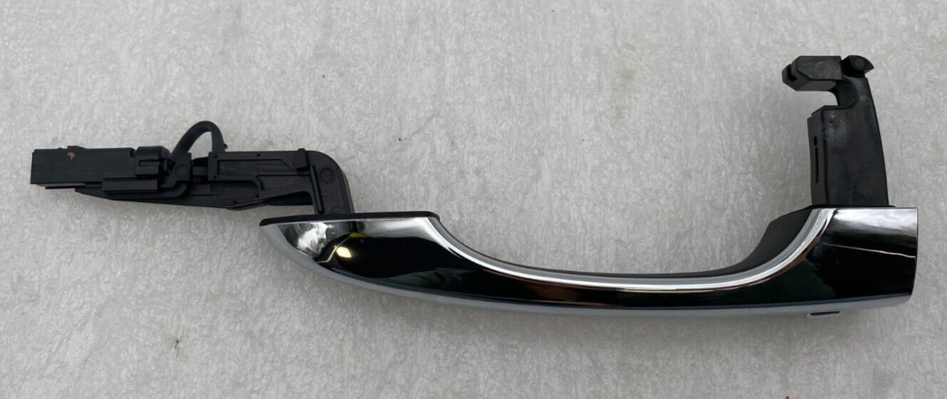 2014-2020 Maserati Levante Quattroporte Ghibli L Front Door Handle OEM 670075322