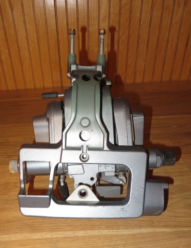 9.9 hp Yamaha 4 stroke Swivel Bracket Steering pivot arm ++ 6G8-43311-14-EK - Picture 6 of 8