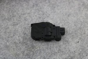 Original Audi A4 8K A5 8T 8F Q5 8R Stellmotor 8K0820511D EFB 430 servomotor