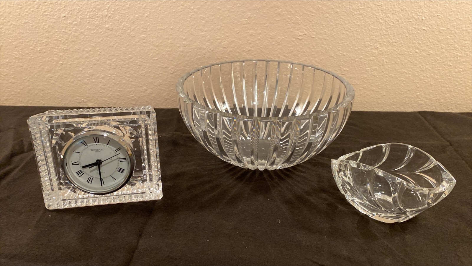 CV1042 ウォーターフォード ガラス PCS、2 ボウル、クロックローカル ピックアップ 3 ロット eBay