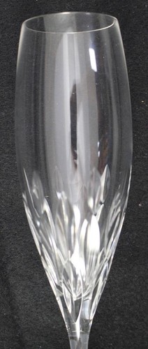 Set di due flauti champagne alloro cristallo Wedgwood - Foto 3 di 4