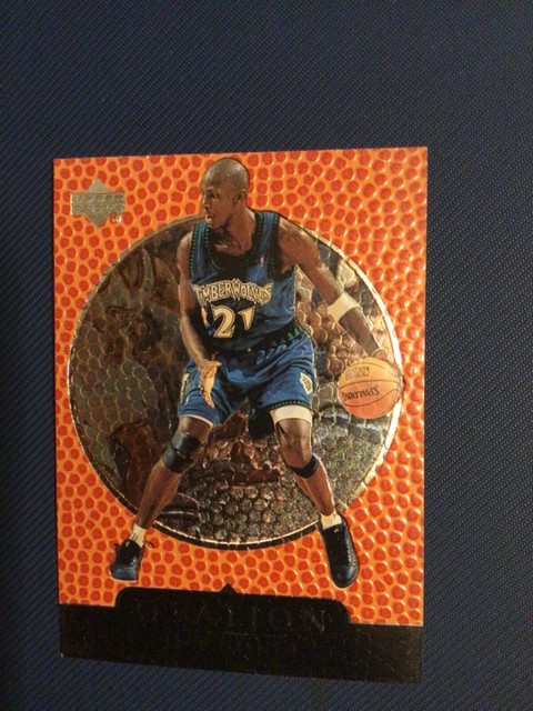 1998-99 Upper Deck Ovation Kevin Garnett Card
