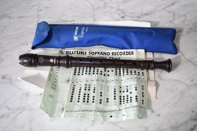 Vtg Suzuki Soprano SRE-500 Flute Recorder Brown With Case & Book