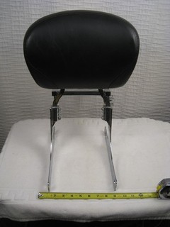 96 05 Harley Dyna Fixed Mount Sissy Bar w/ Large Backrest Pad & Luggage Rack