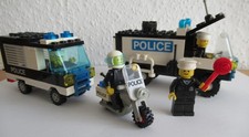 2 LEGO Polizeiwagen-Modelle  (6450  und  6684) aus den 80er Jahren