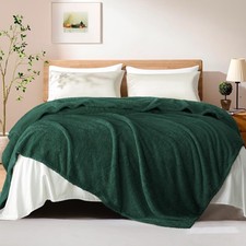 Dark Green Fleece Soft Warm Blankets 90x90 For Queen Size Bed Winter Clearance