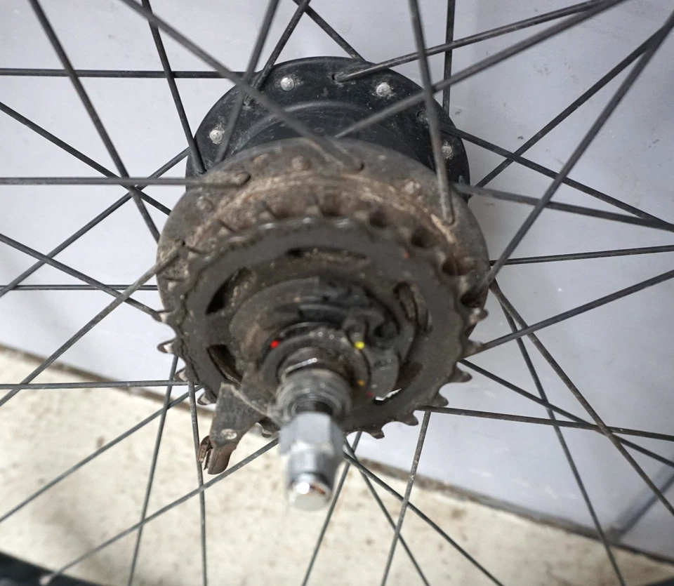 Laufrad Hinterrad Mavic Felge mit Shimano Nexus Nabenschaltung SG-8R36 (A025-430 - Bild 2 von 4