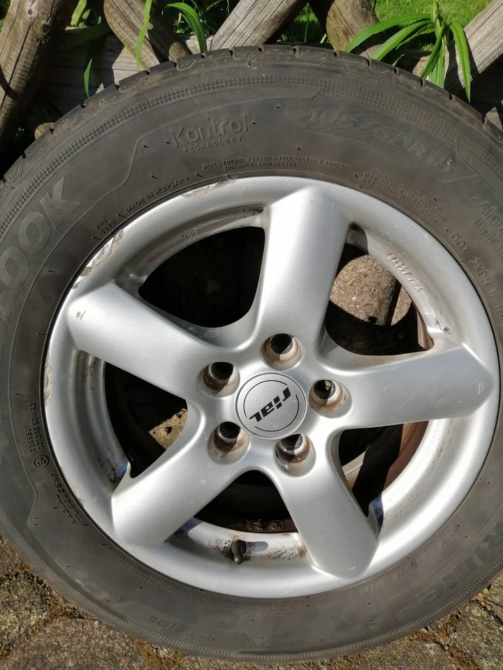 Alufelgen Rial 15 Zoll auf Sommer reifen 195/65 R15 - Bild 3 von 4