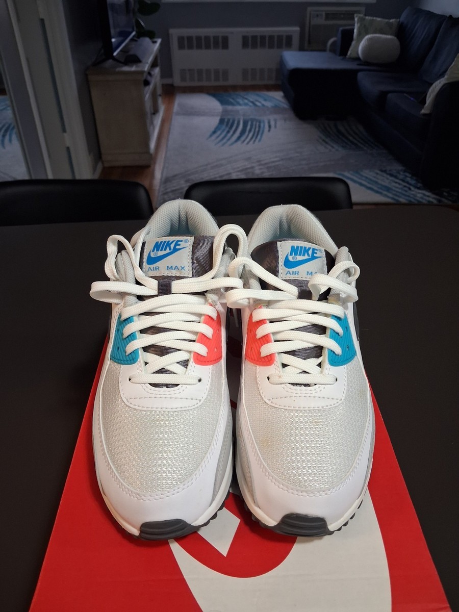 Nike Air Max 90 CV8839-100 Men's 8 1/2. VERY RARE! White/Iron Grey Chlorine Blue — product photo 3 of 8
