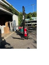 DAYTON  POWER LIFT STRADDLE STACKER, 2,200 LB CAPACITY, 5RRZ6