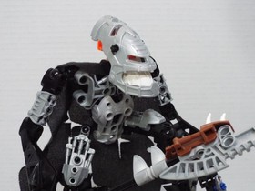 LEGO BIONICLE VEZON & FENRAKK (8764) COMPLETE FIGUREs ***FREE SHIPPING***