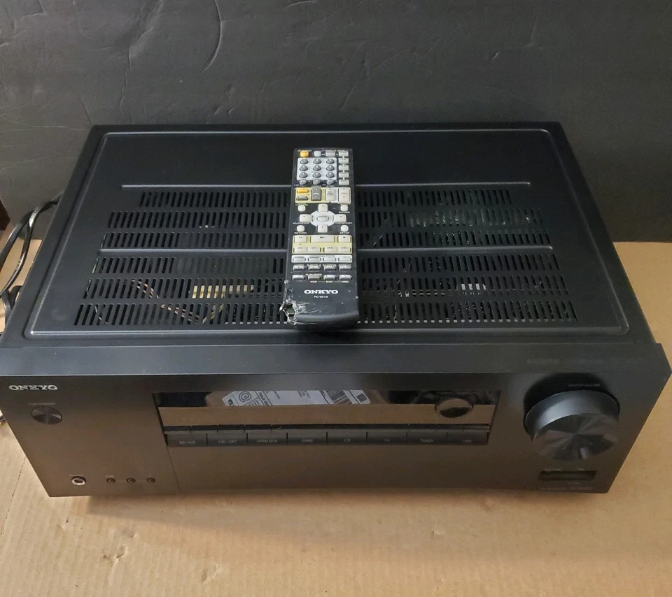 Onkyo TX-SR353 5.1 Channel A/V Receiver - Black - Image 2 of 4