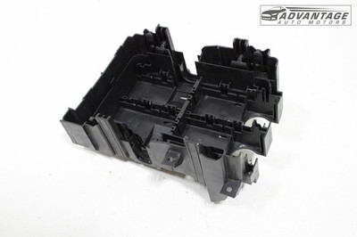 2016-2025 CHEVY MALIBU BATTERY JUNCTION DISTRIBUTION BLOCK TERMINAL BRACKET OEM