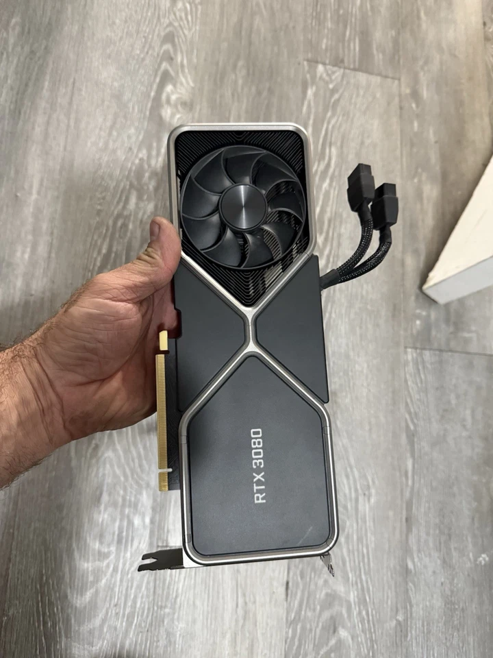 Tarjeta de gráficos NVIDIA GeForce RTX 3080 Founders Edition 10 GB GDDR6X -... Foto 3 de 4