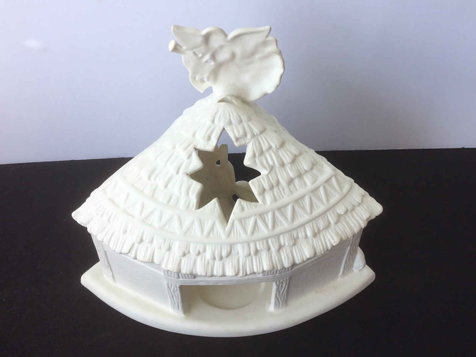 Partylite Nativity Tea Light Candle Holder “O Little Town” Ivory